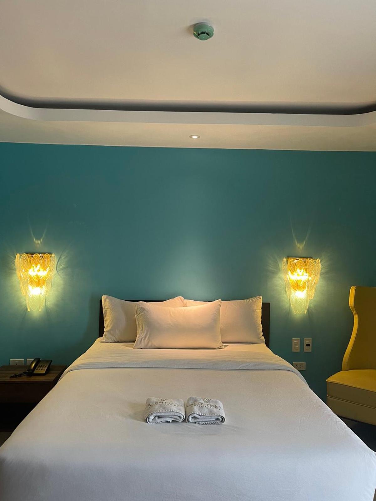 Valentino'S Hotel Angeles Dış mekan fotoğraf