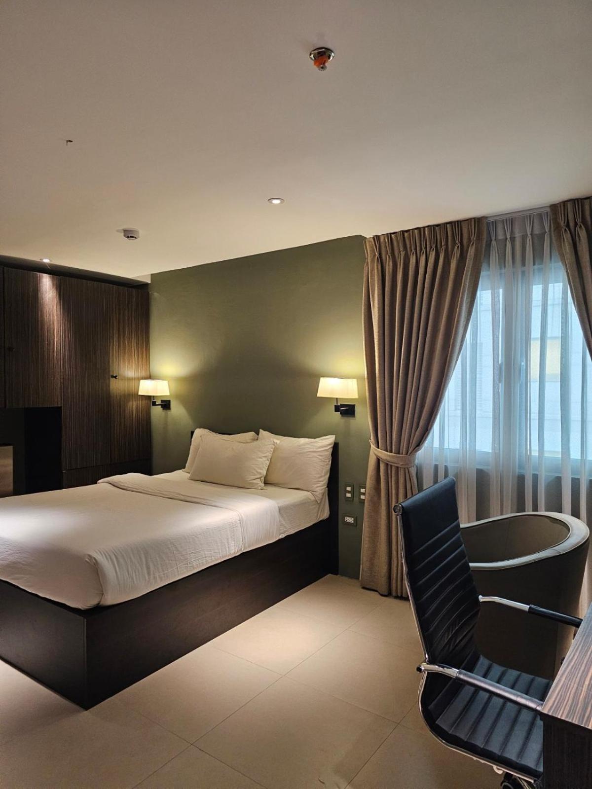 Valentino'S Hotel Angeles Dış mekan fotoğraf