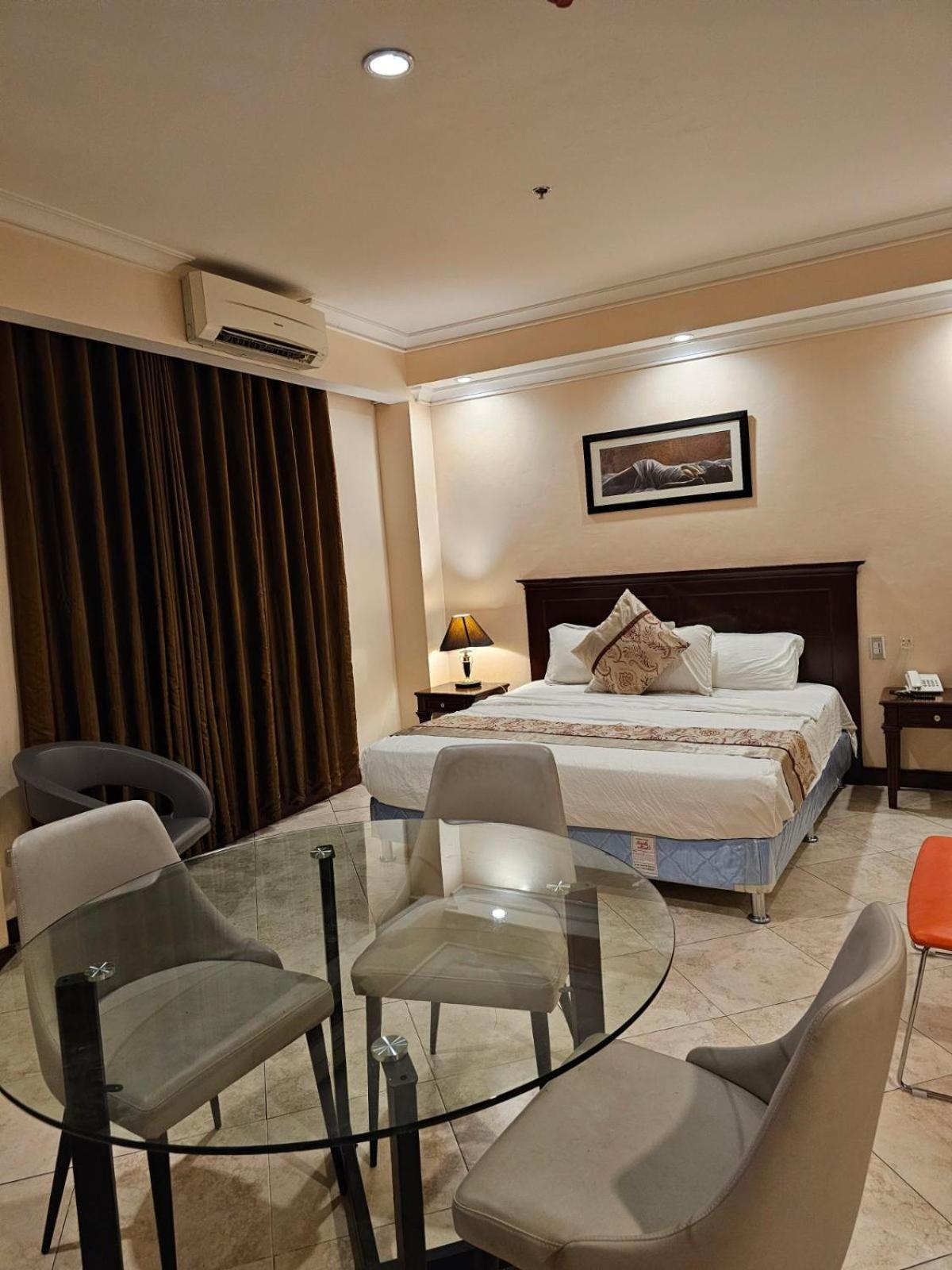 Valentino'S Hotel Angeles Dış mekan fotoğraf