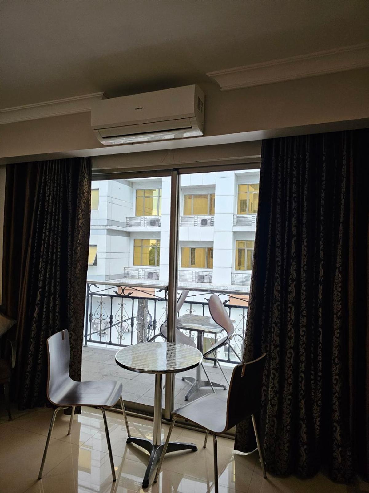 Valentino'S Hotel Angeles Dış mekan fotoğraf