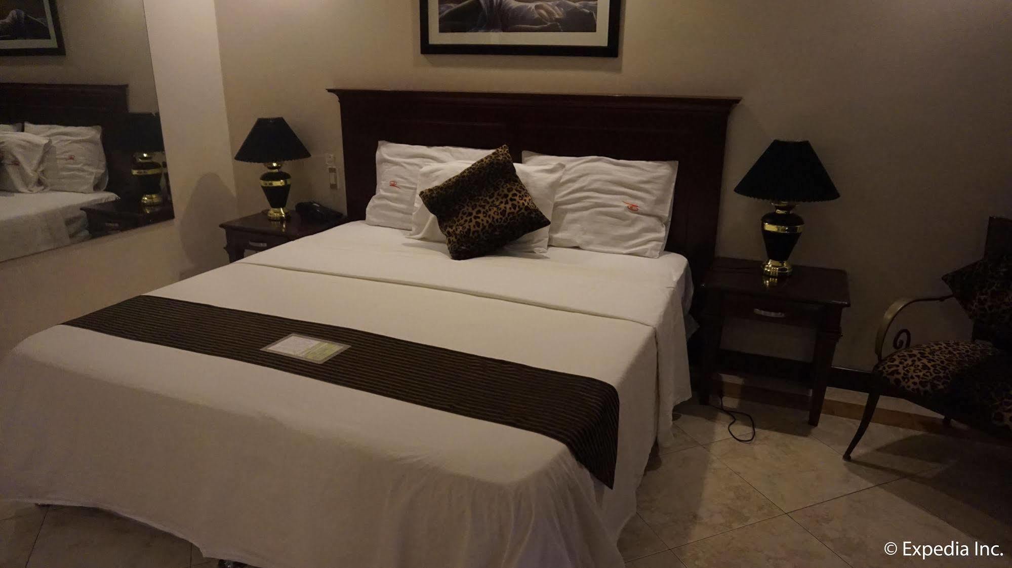Valentino'S Hotel Angeles Dış mekan fotoğraf